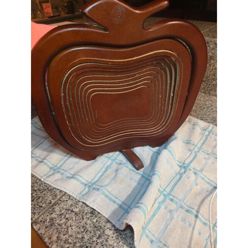 Vintage Collapsible Wooden Apple Fruit Basket & Trivet – Mid-Century Style